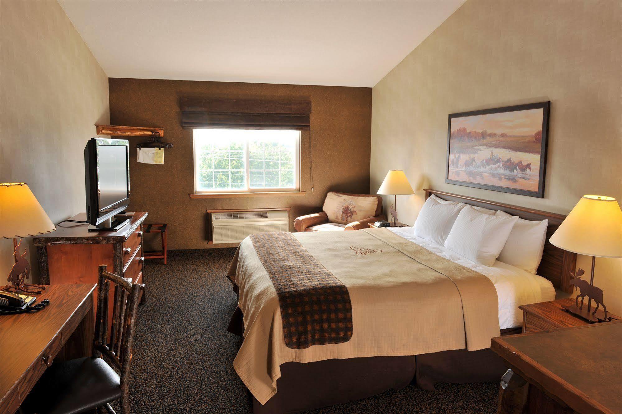 Stoney Creek Hotel